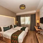 Hotel Aybar &
