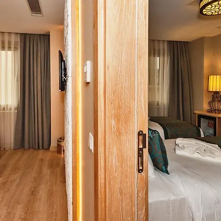 Aybar & Hotel Stambuł