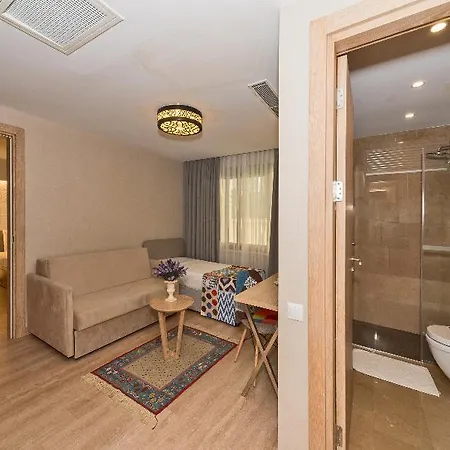 Aybar & 4* Istanbul
