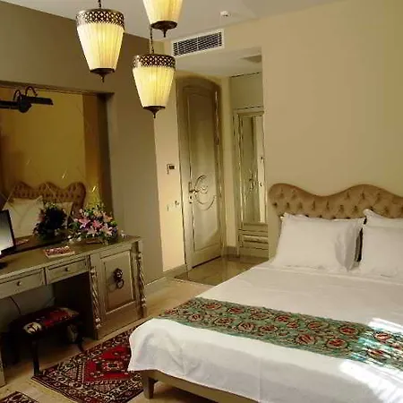 Aybar & 4* Provincia di Istanbul
