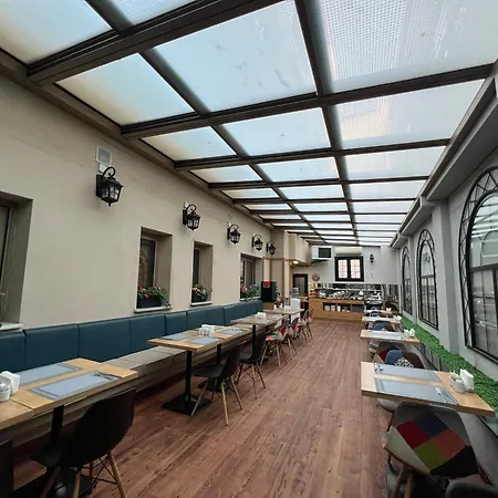 Aybar & 4* Provincia di Istanbul
