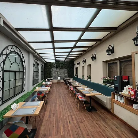 Aybar & 4* Istanbul
